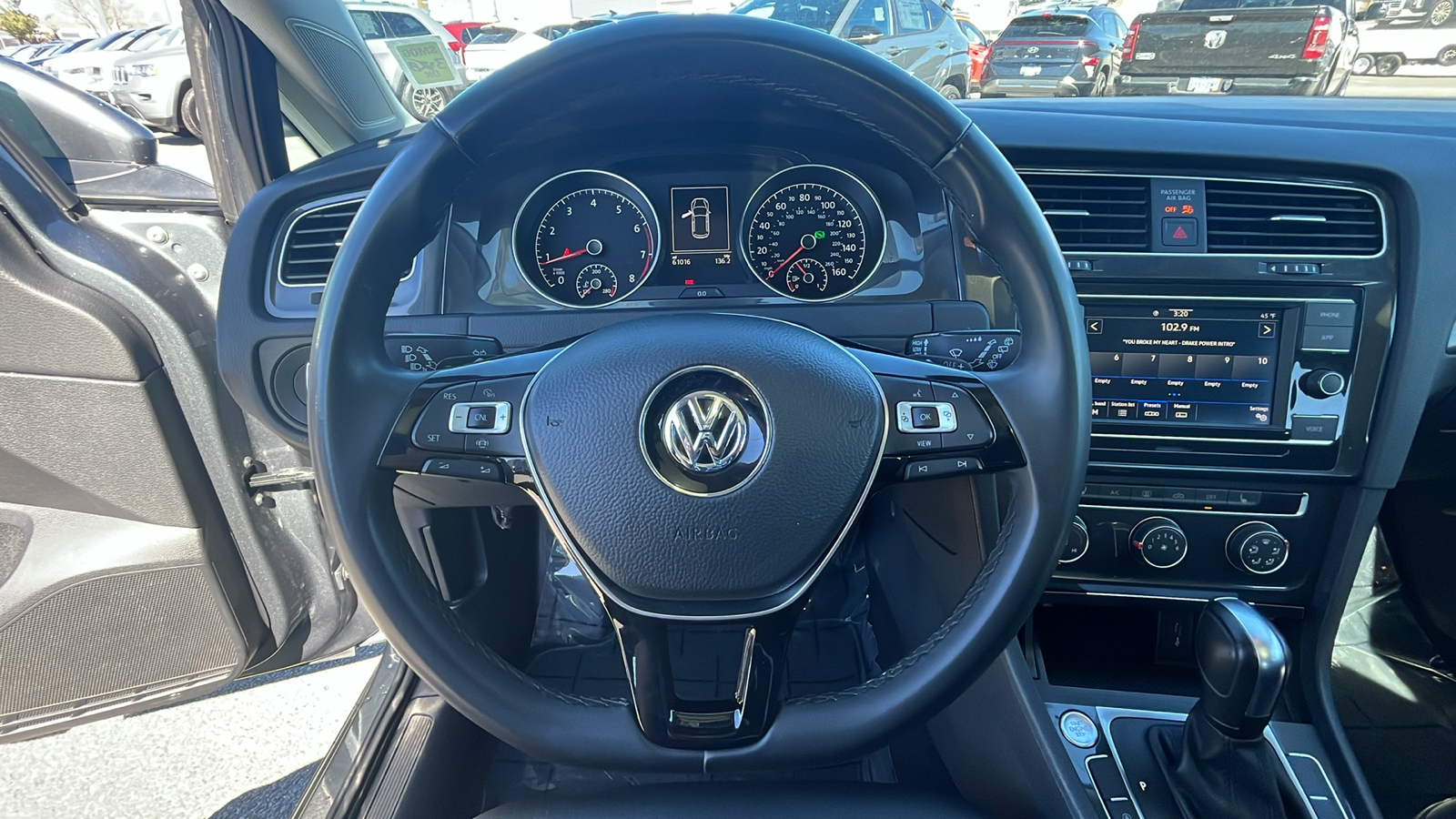 2021 Volkswagen Golf TSI 15