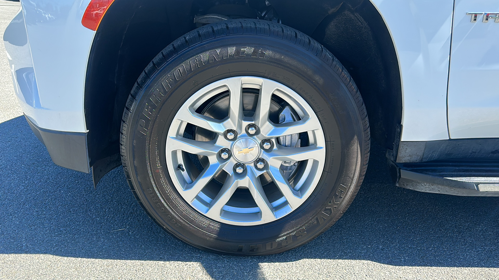 2021 Chevrolet Tahoe LT 8