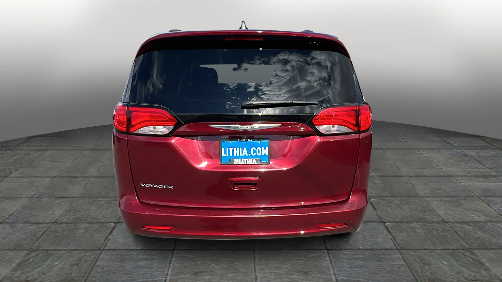 2021 Chrysler Voyager LXI 5