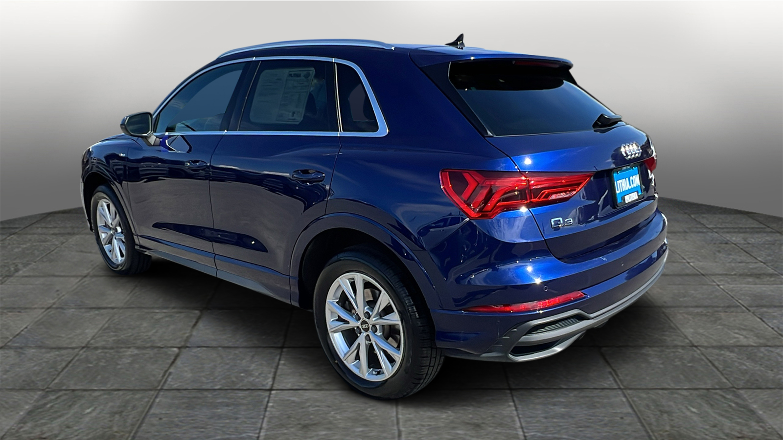 2022 Audi Q3 S line Premium 4