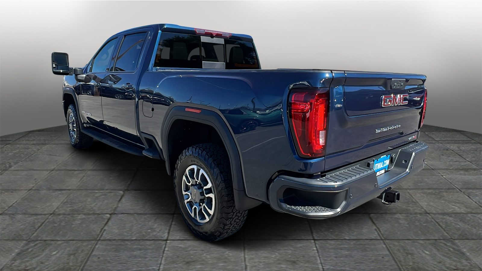 2022 GMC Sierra 2500HD AT4 4WD Crew Cab 159 4