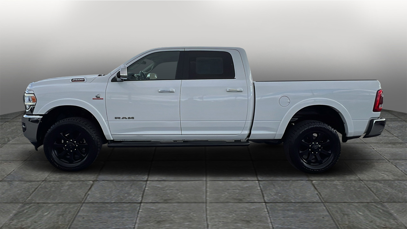 2022 Ram 2500 Laramie 4x4 Crew Cab 64 Box 3