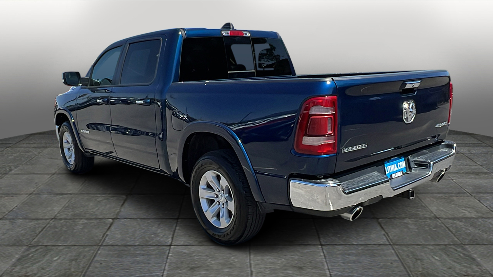 2022 Ram 1500 Laramie 4x4 Crew Cab 57 Box 4