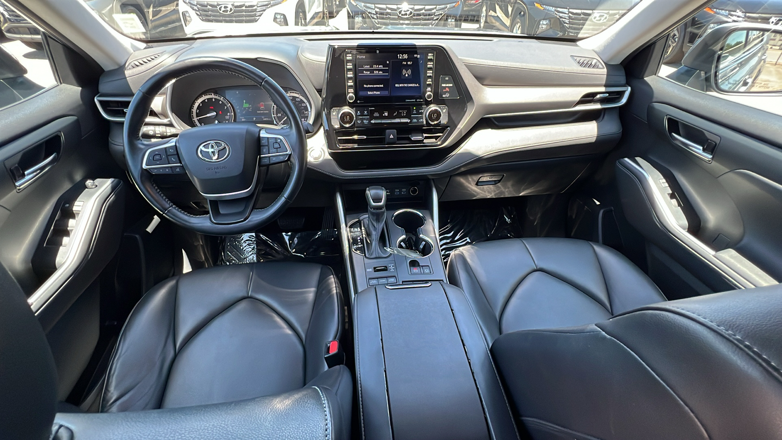 2022 Toyota Highlander XLE 10