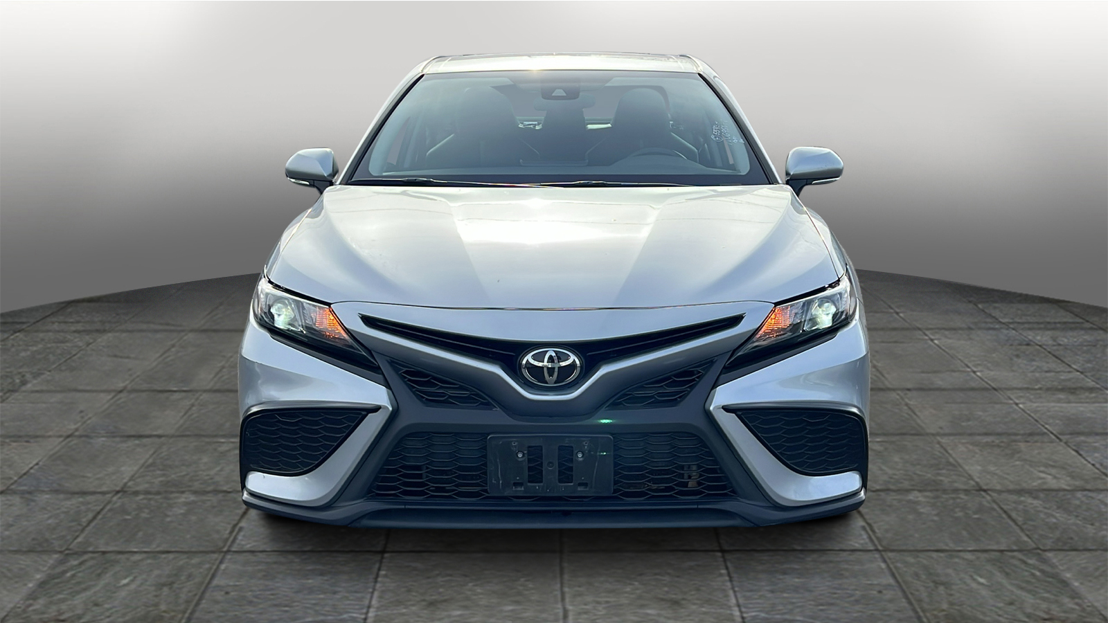 2022 Toyota Camry SE 6