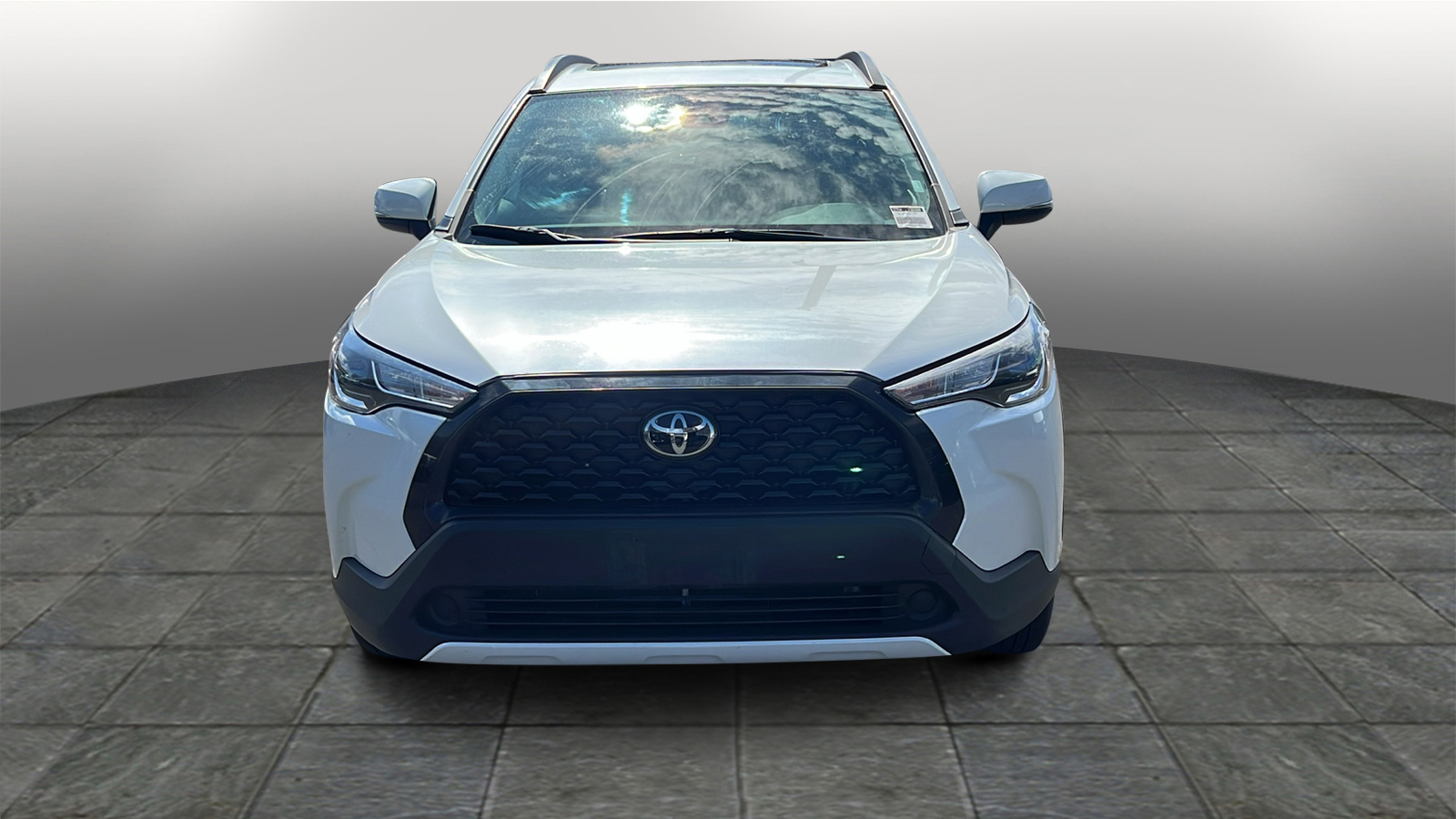 2022 Toyota Corolla Cross LE 6