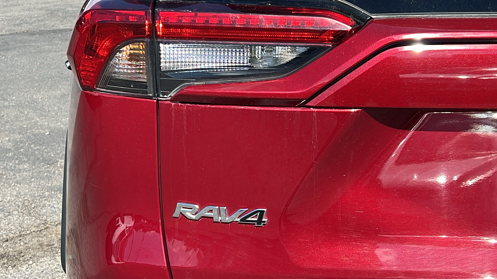 2022 Toyota RAV4 XLE 7