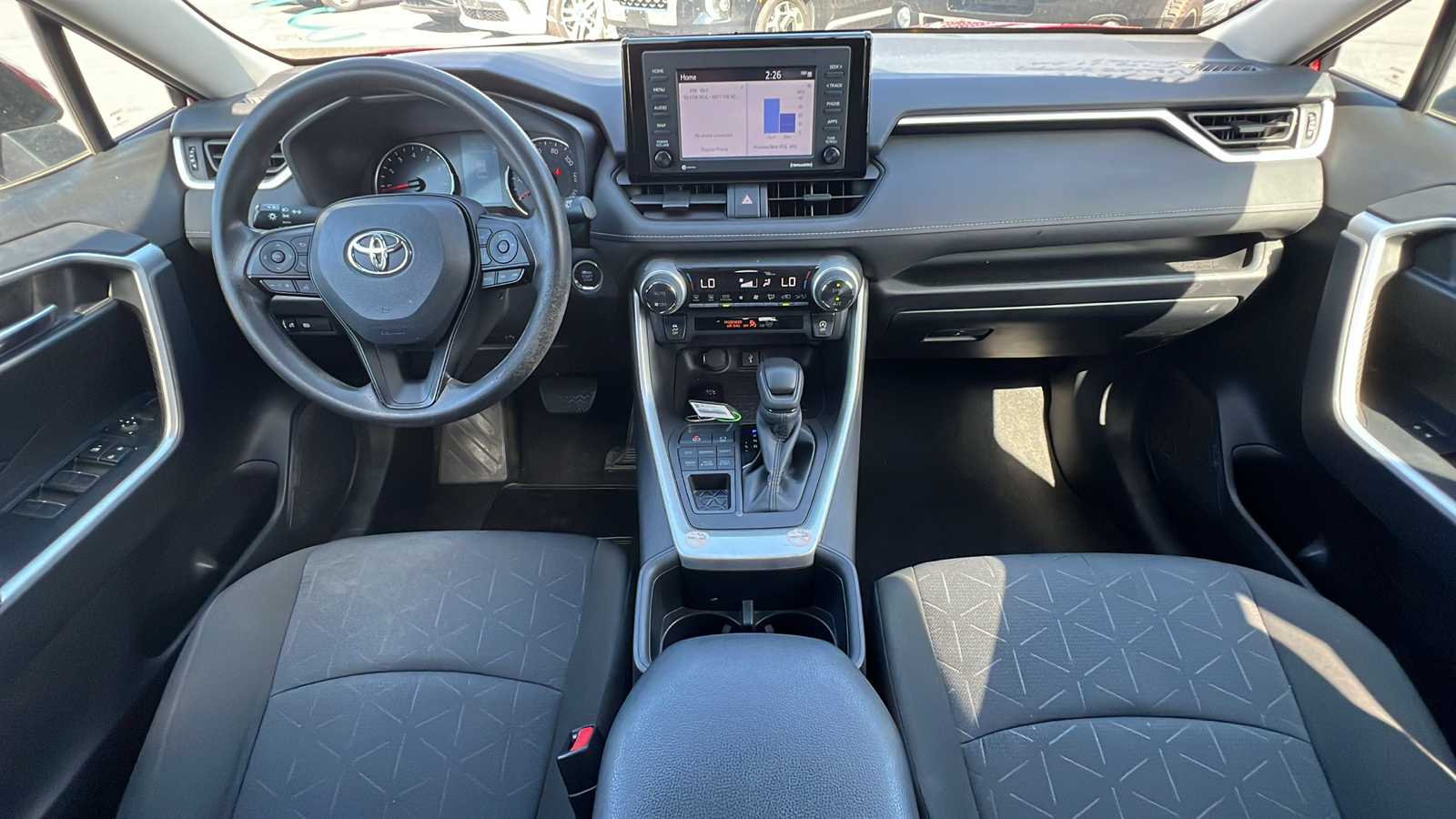 2022 Toyota RAV4 XLE 10