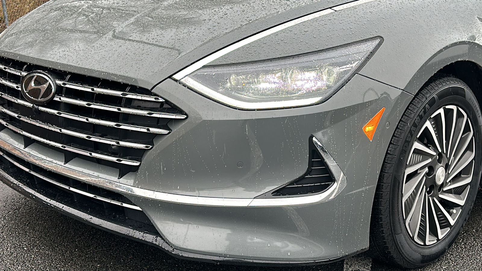 2023 Hyundai SONATA Hybrid  22