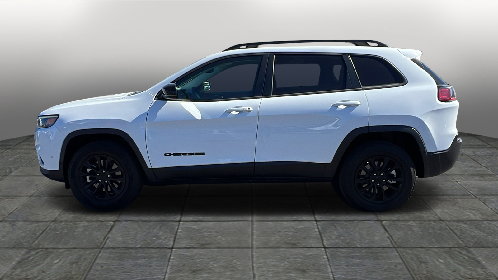 2023 Jeep Cherokee Altitude Lux 3