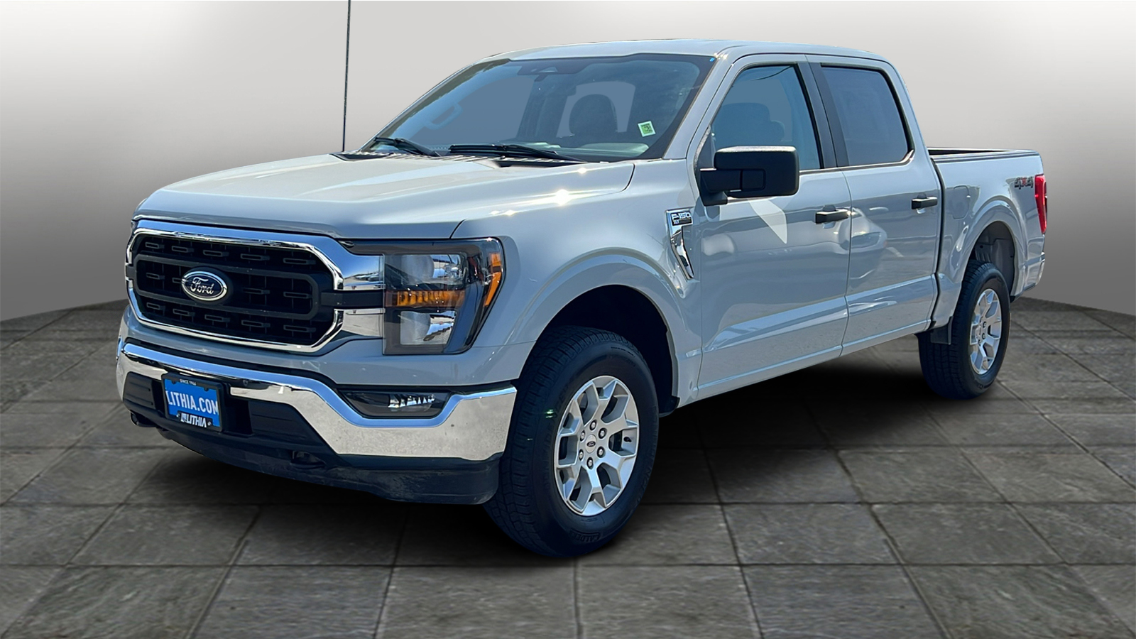 2023 Ford F-150 XLT 4WD SuperCrew 5.5 Box 1