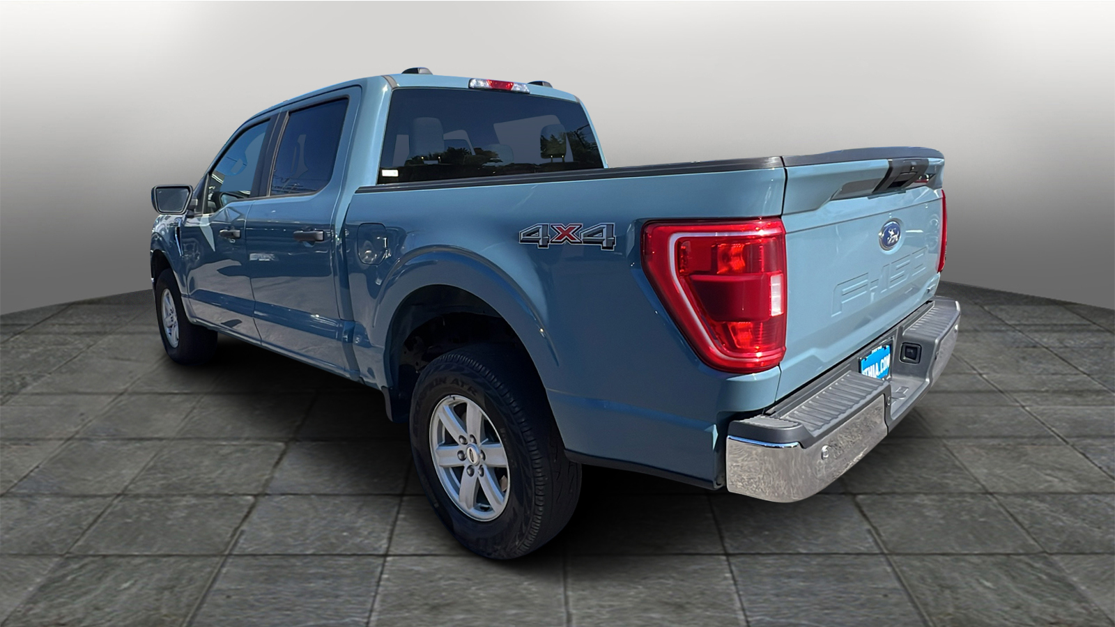 2023 Ford F-150 XLT 4WD SuperCrew 5.5 Box 4