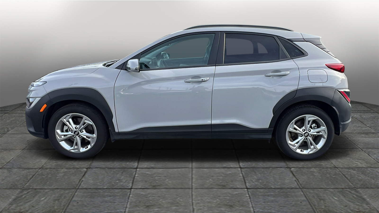 2023 Hyundai Kona SEL 3