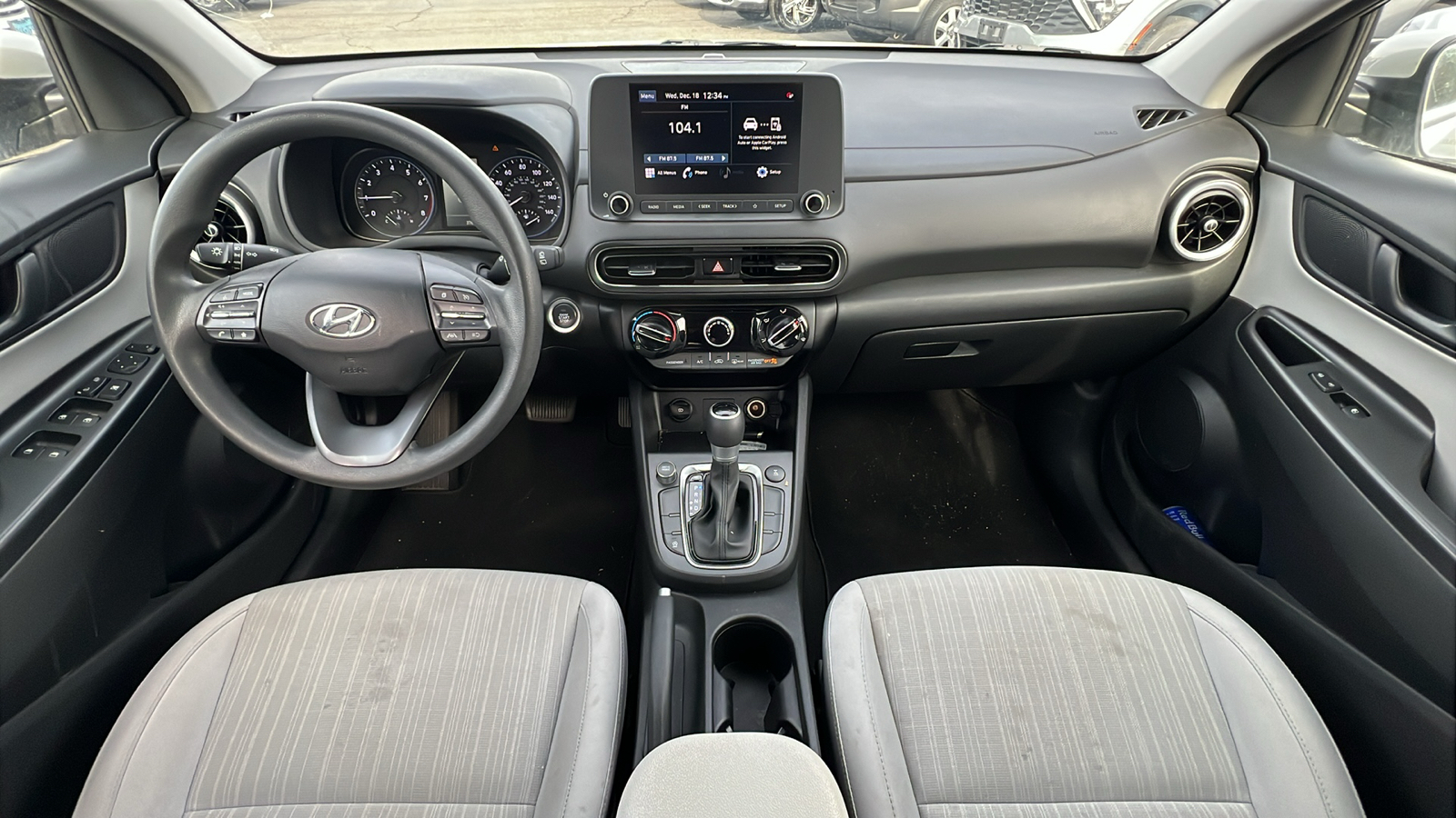 2023 Hyundai Kona SEL 10