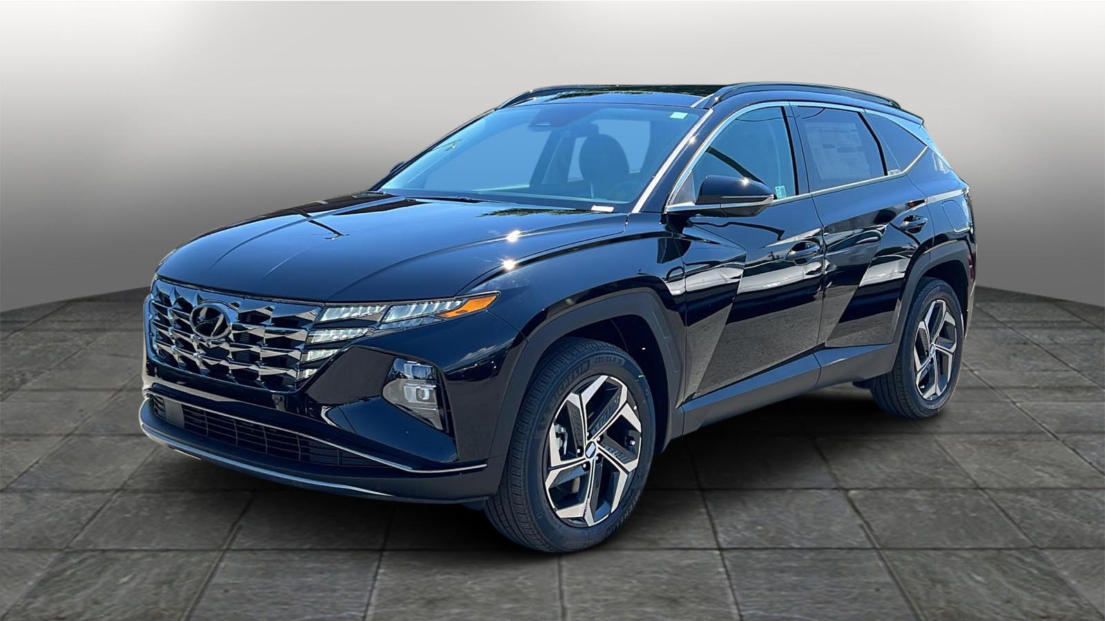 2024 Hyundai Tucson Hybrid Limited 1