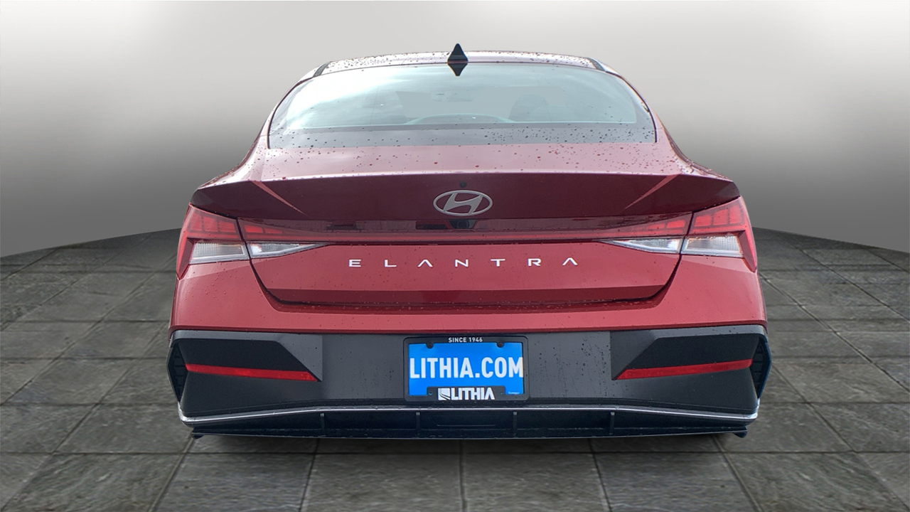 2024 Hyundai Elantra SEL 5