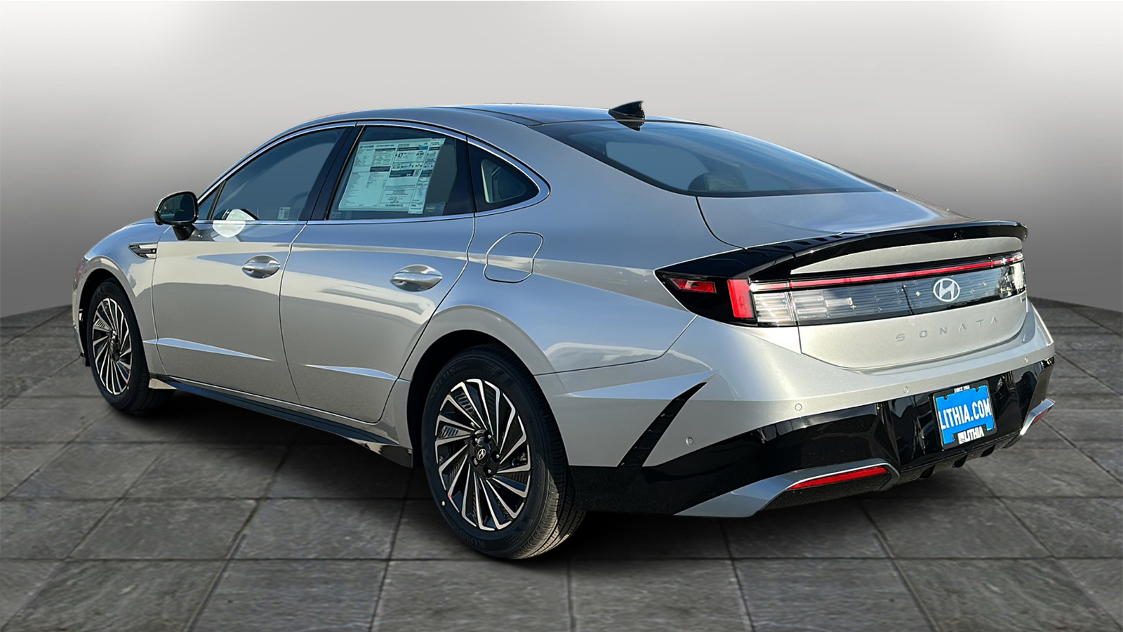 2025 Hyundai Sonata Hybrid Limited 4