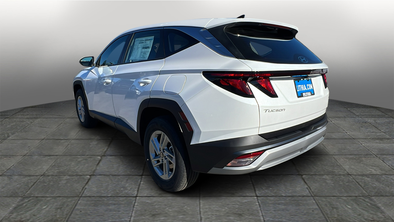 2025 Hyundai Tucson SE 4