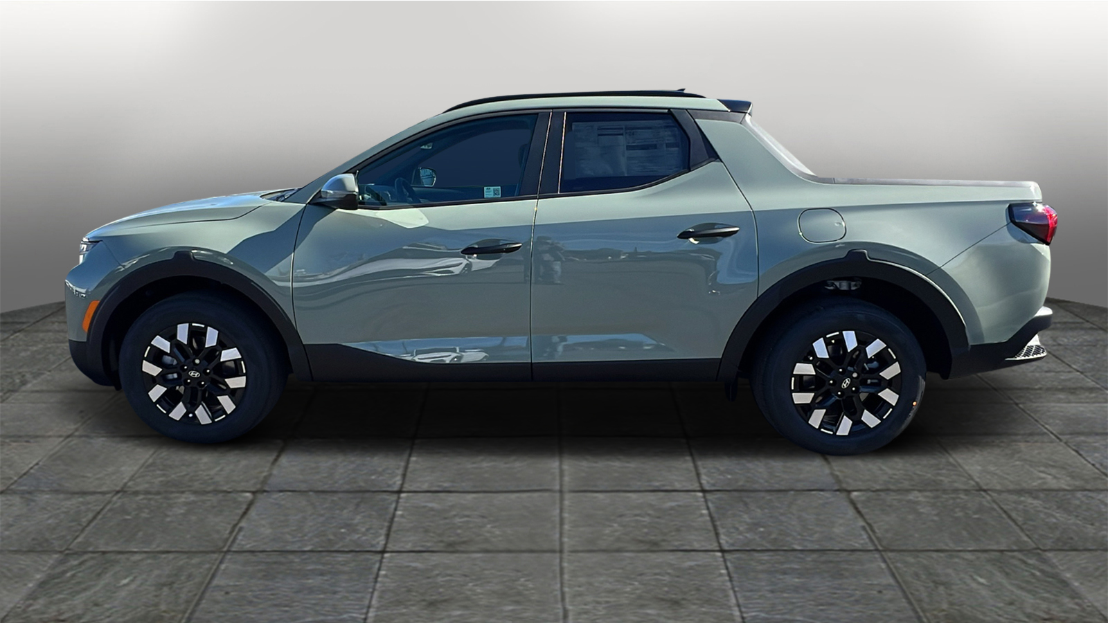 2025 Hyundai Santa Cruz SEL Activity AWD 3