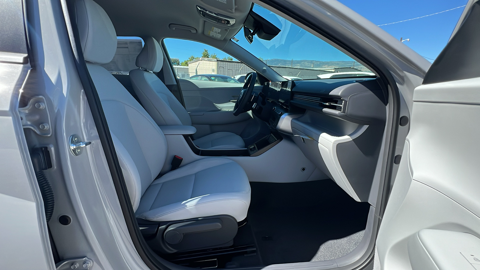 2025 Hyundai Kona SEL Convenience 14