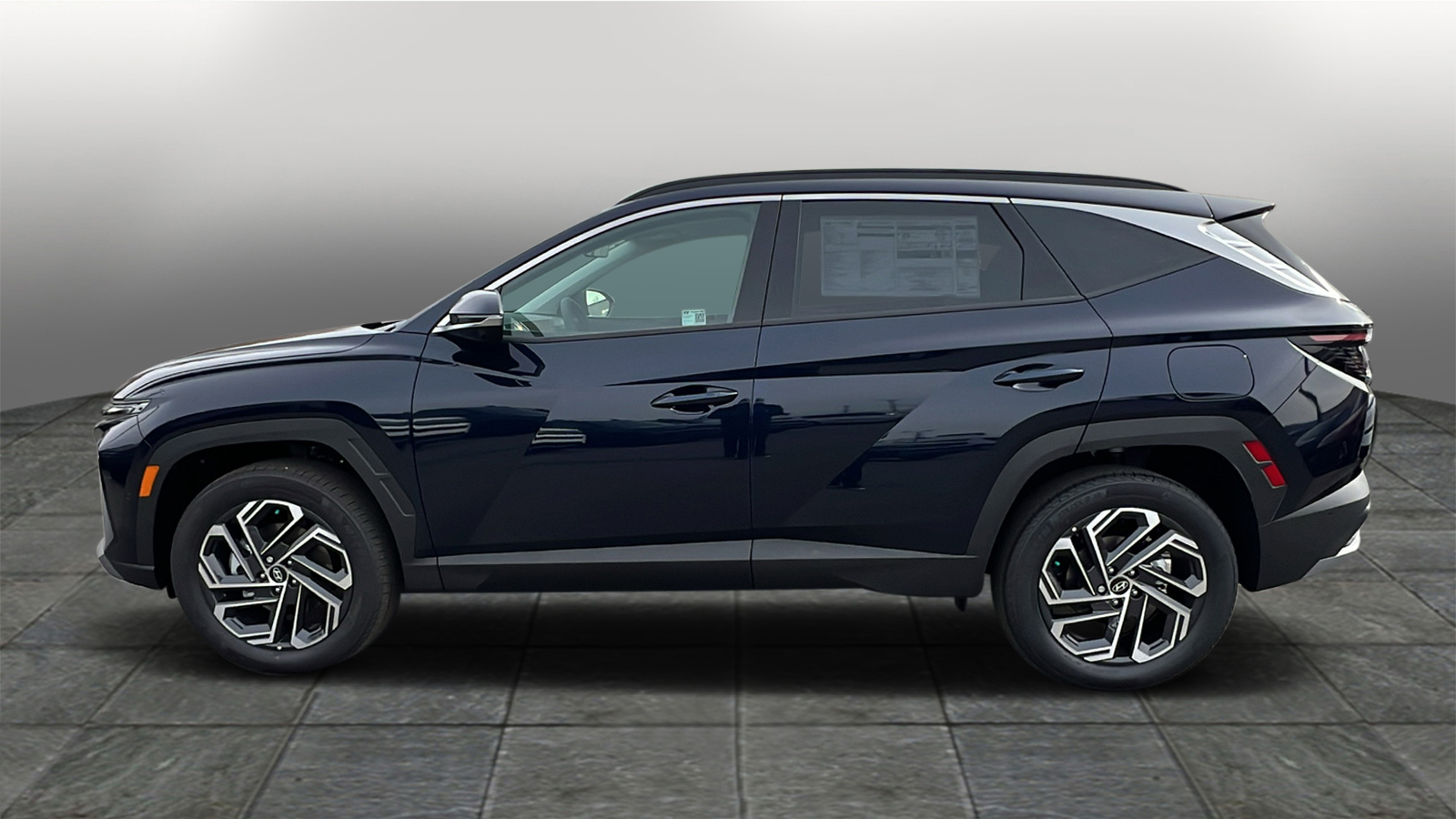 2025 Hyundai Tucson Hybrid Limited 3