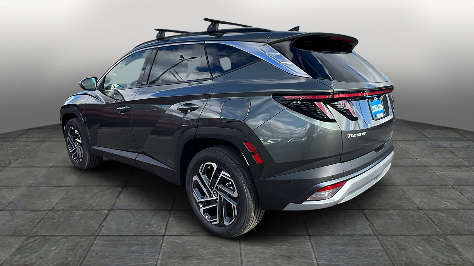 2025 Hyundai Tucson Hybrid Limited 4