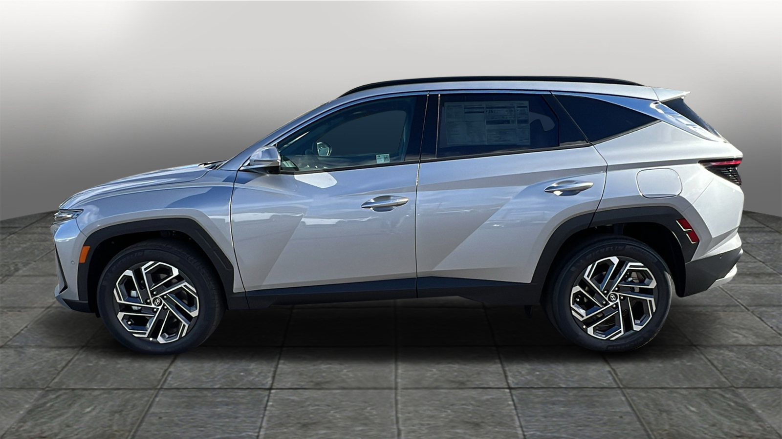 2025 Hyundai Tucson Hybrid Limited 3