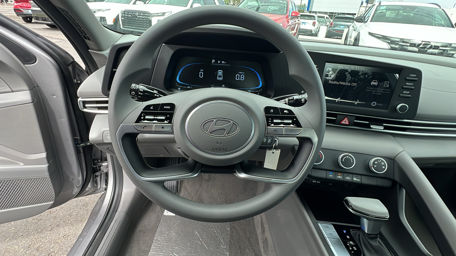 2025 Hyundai Elantra SE 15