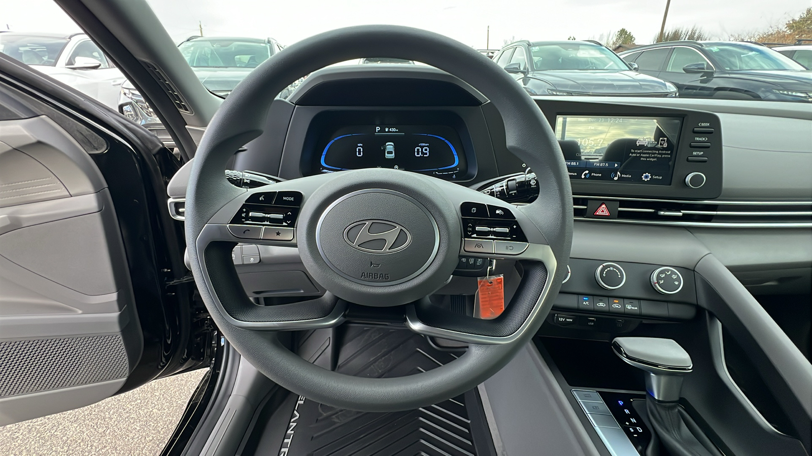 2025 Hyundai Elantra SE 15