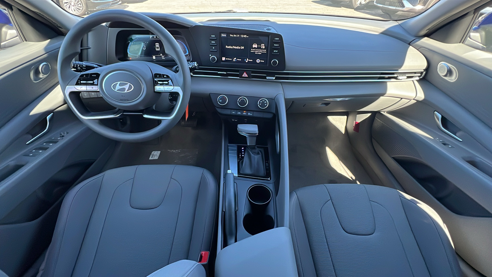 2025 Hyundai Elantra SE 10