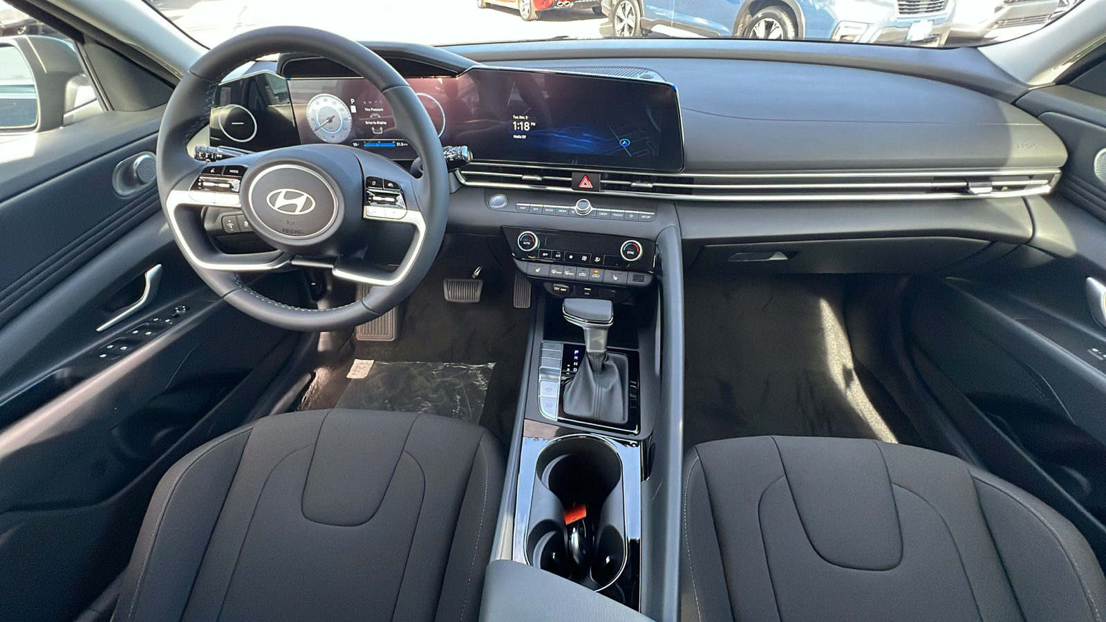 2025 Hyundai Elantra SEL Convenience 10