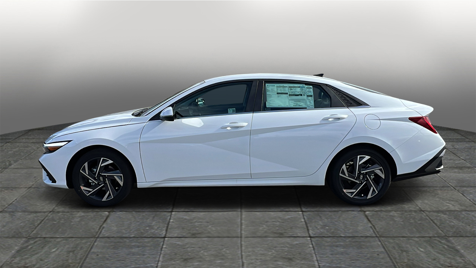 2025 Hyundai Elantra Limited 3