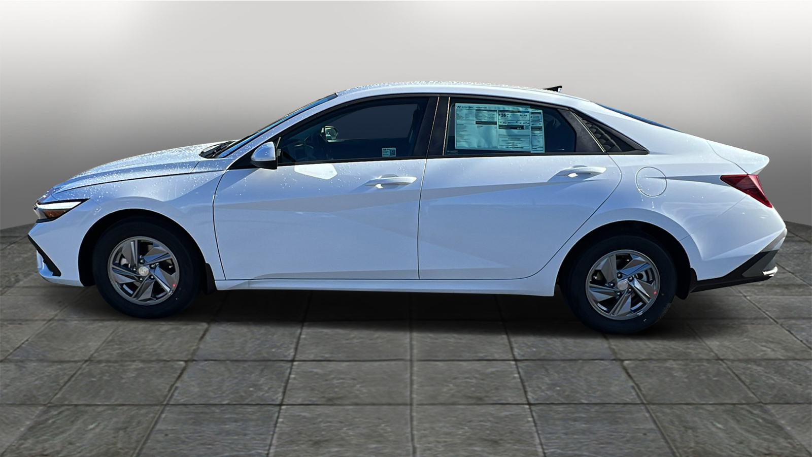 2025 Hyundai Elantra SE 3