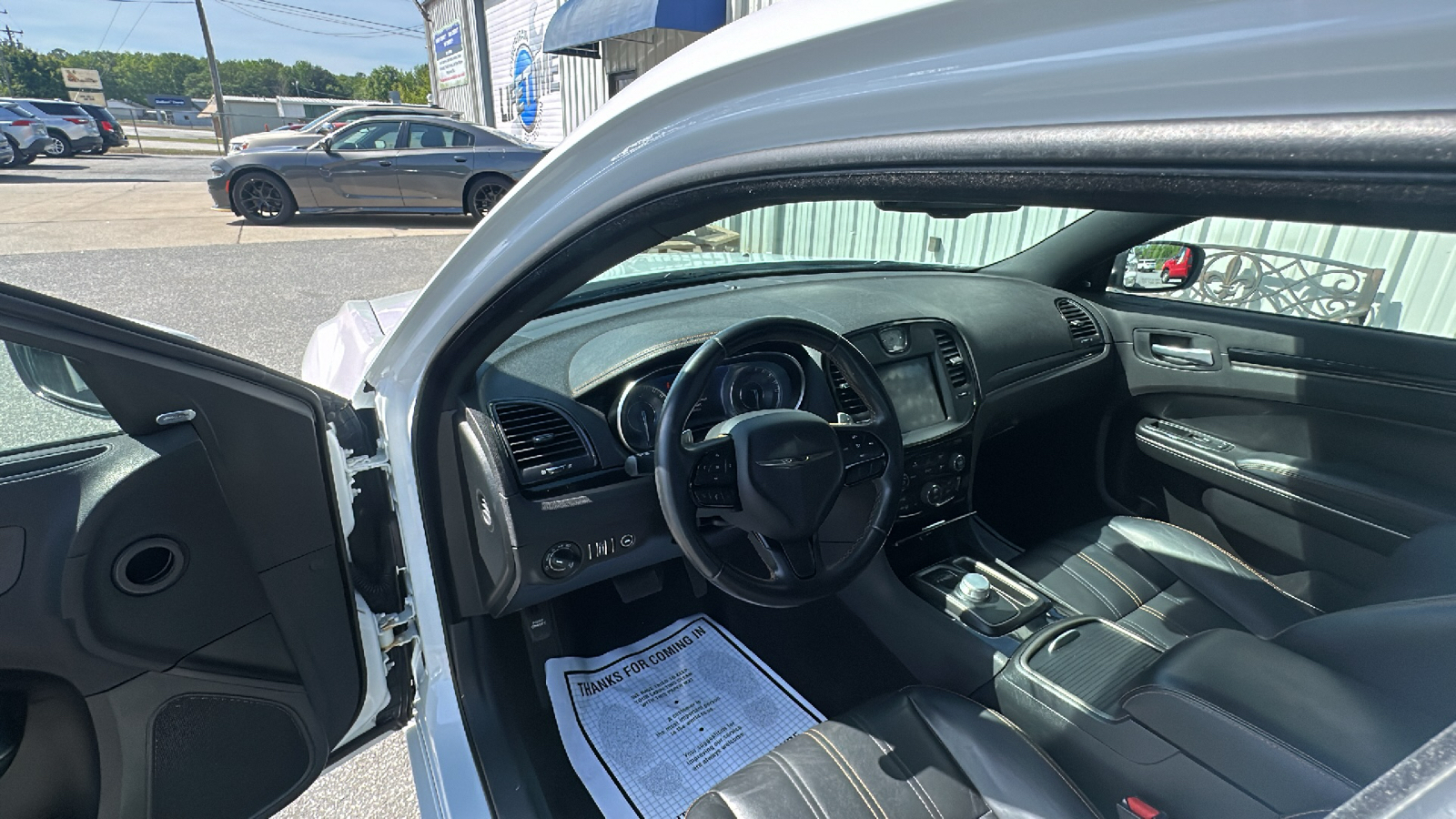2019 Chrysler 300 S 9