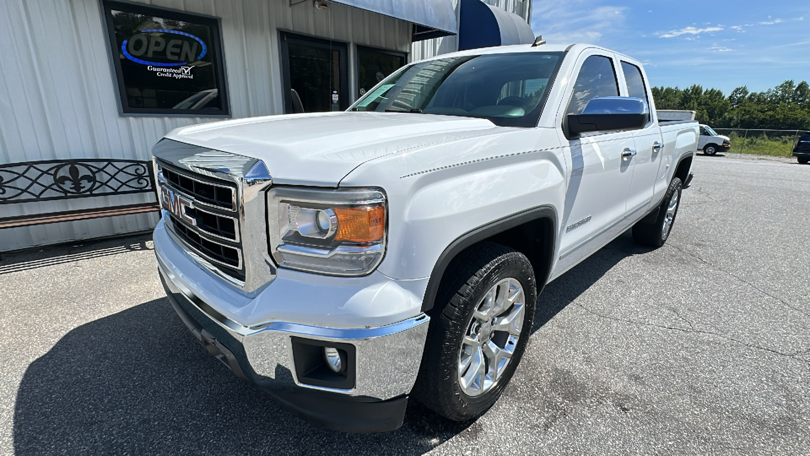 2014 GMC Sierra 1500 SLT 2