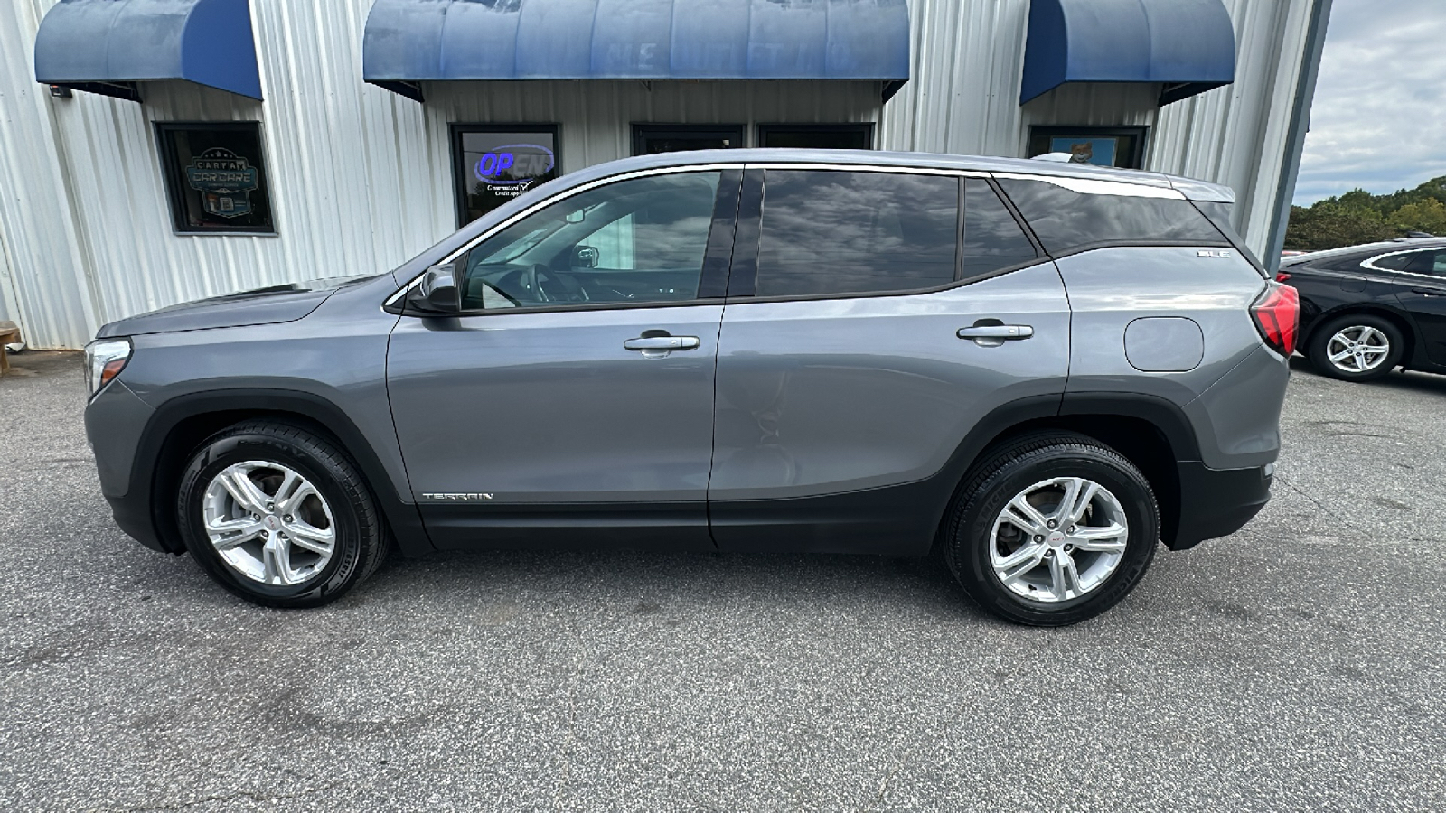 2019 GMC Terrain SLE 1