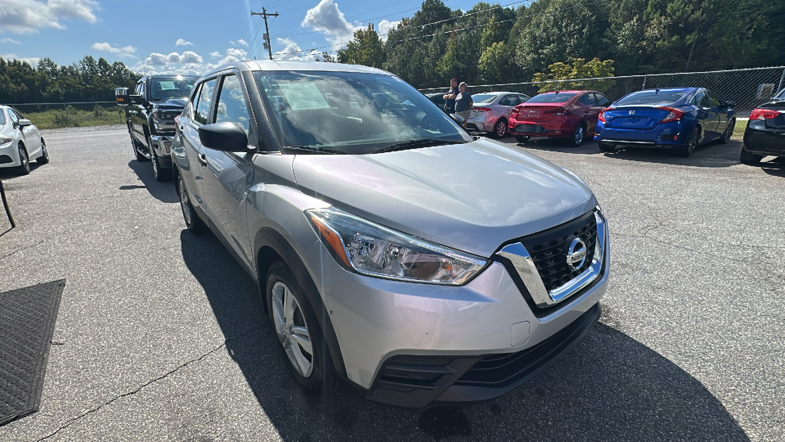 2020 Nissan Kicks S 4