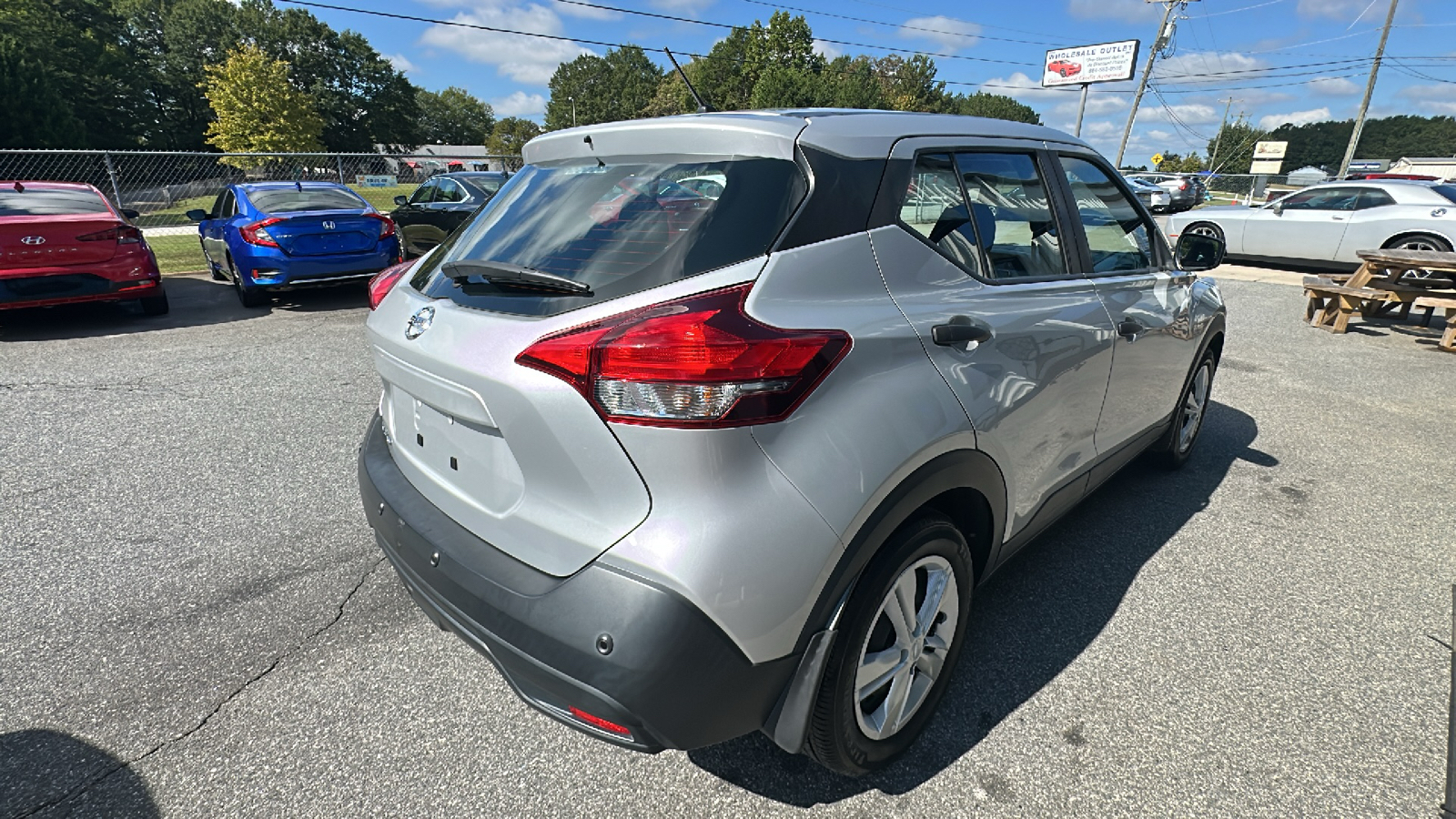 2020 Nissan Kicks S 5