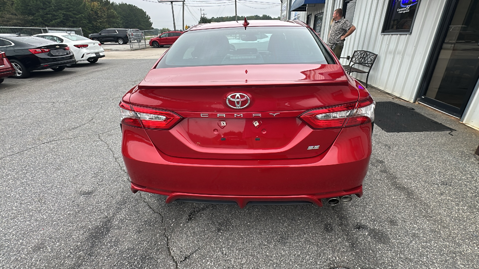 2019 Toyota Camry SE 6