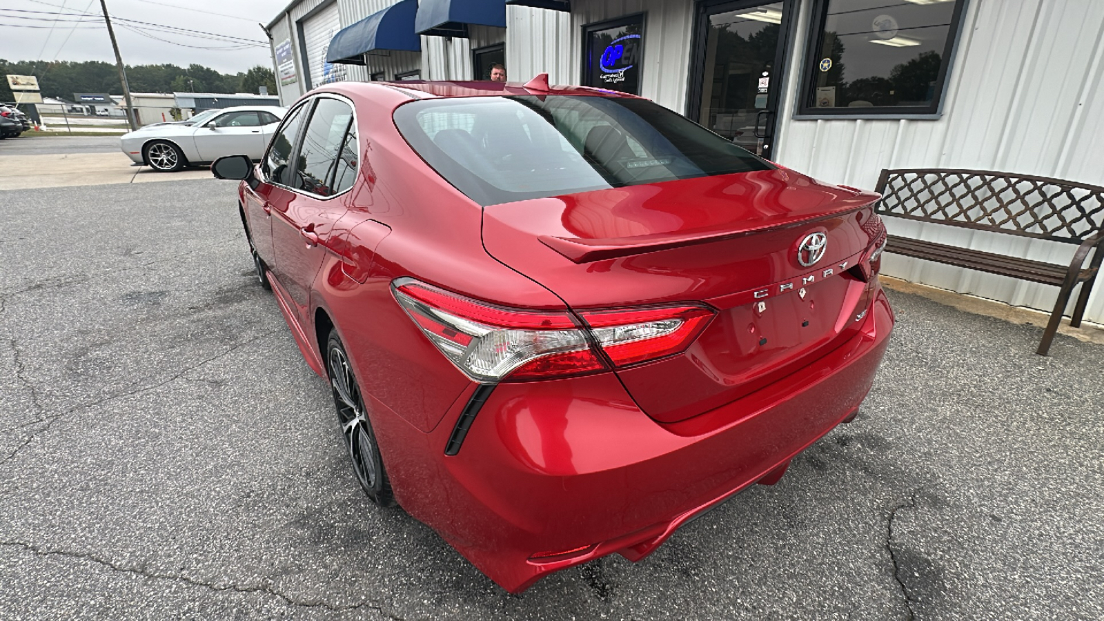 2019 Toyota Camry SE 7