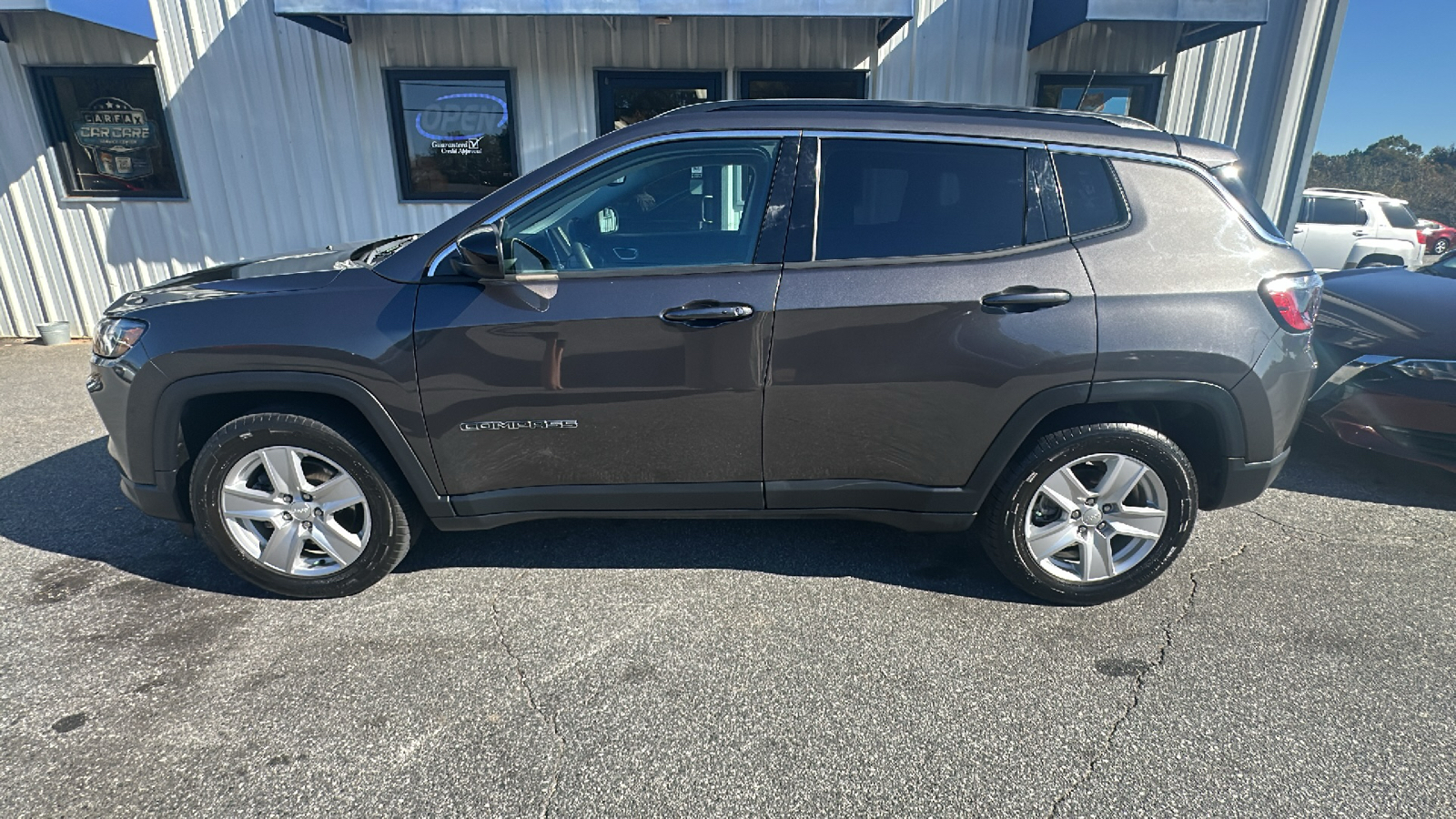 2022 Jeep Compass Latitude 1