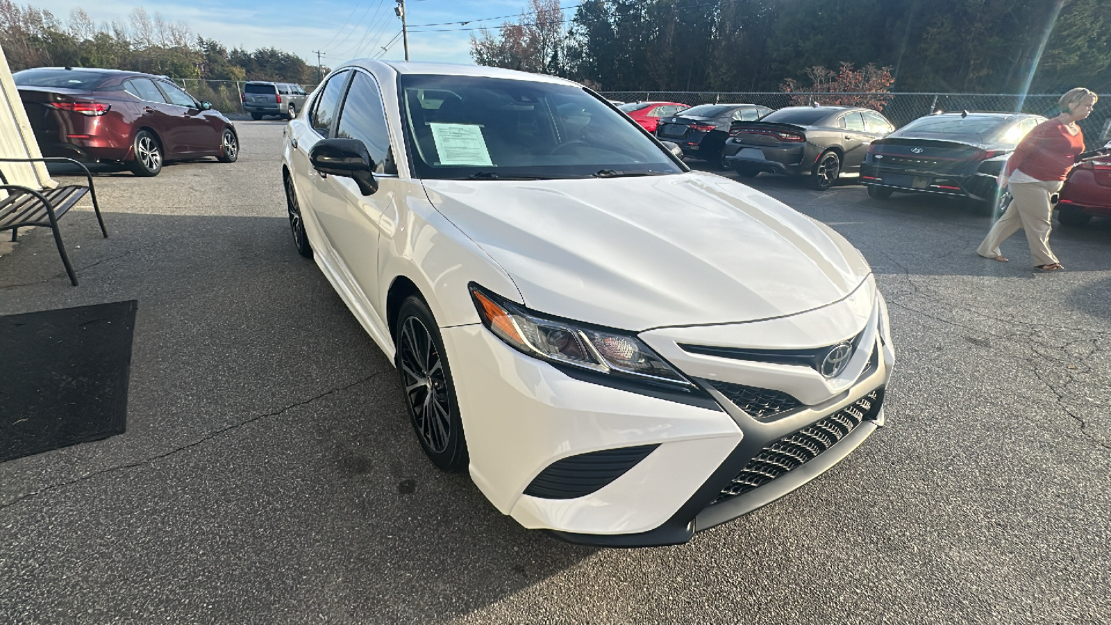 2018 Toyota Camry SE 4