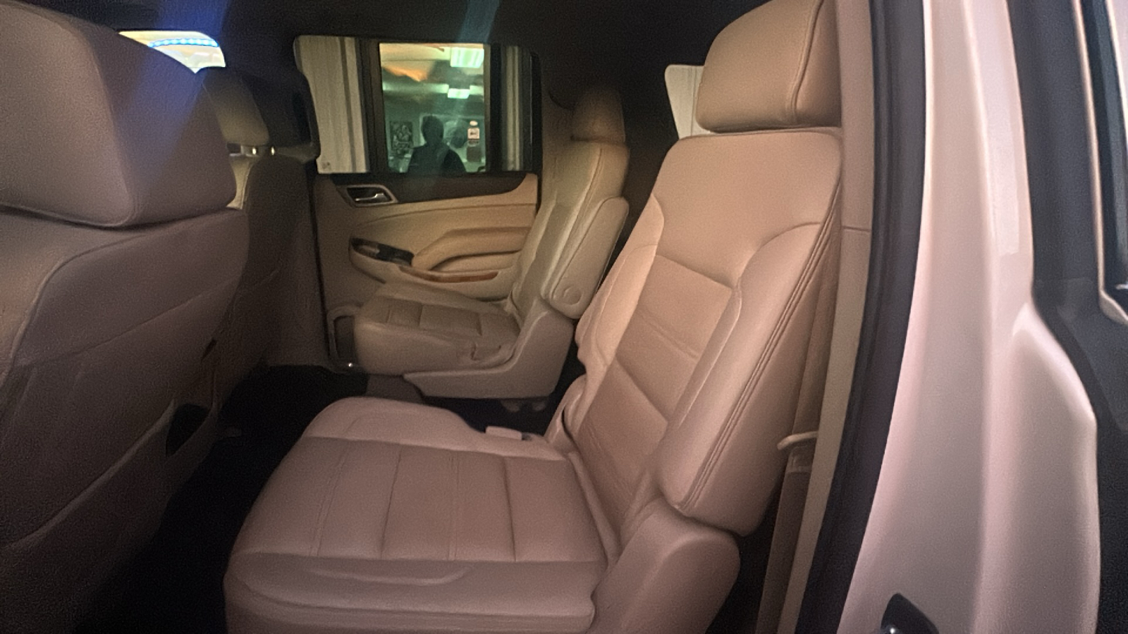 2017 GMC Yukon XL 1500 Denali 13