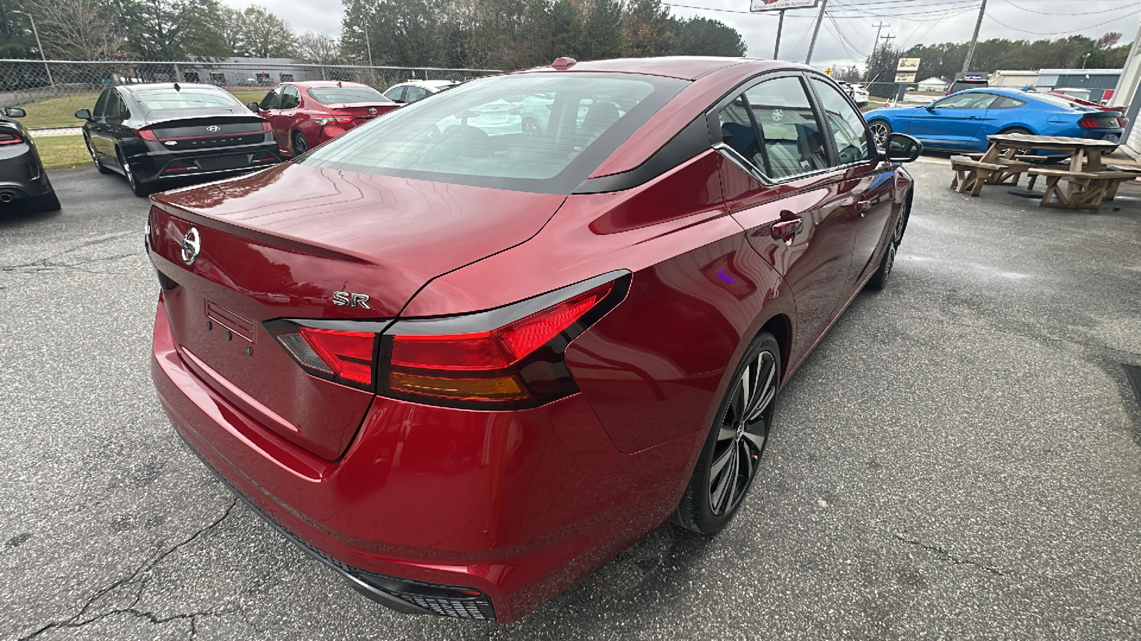 2021 Nissan Altima SR 5