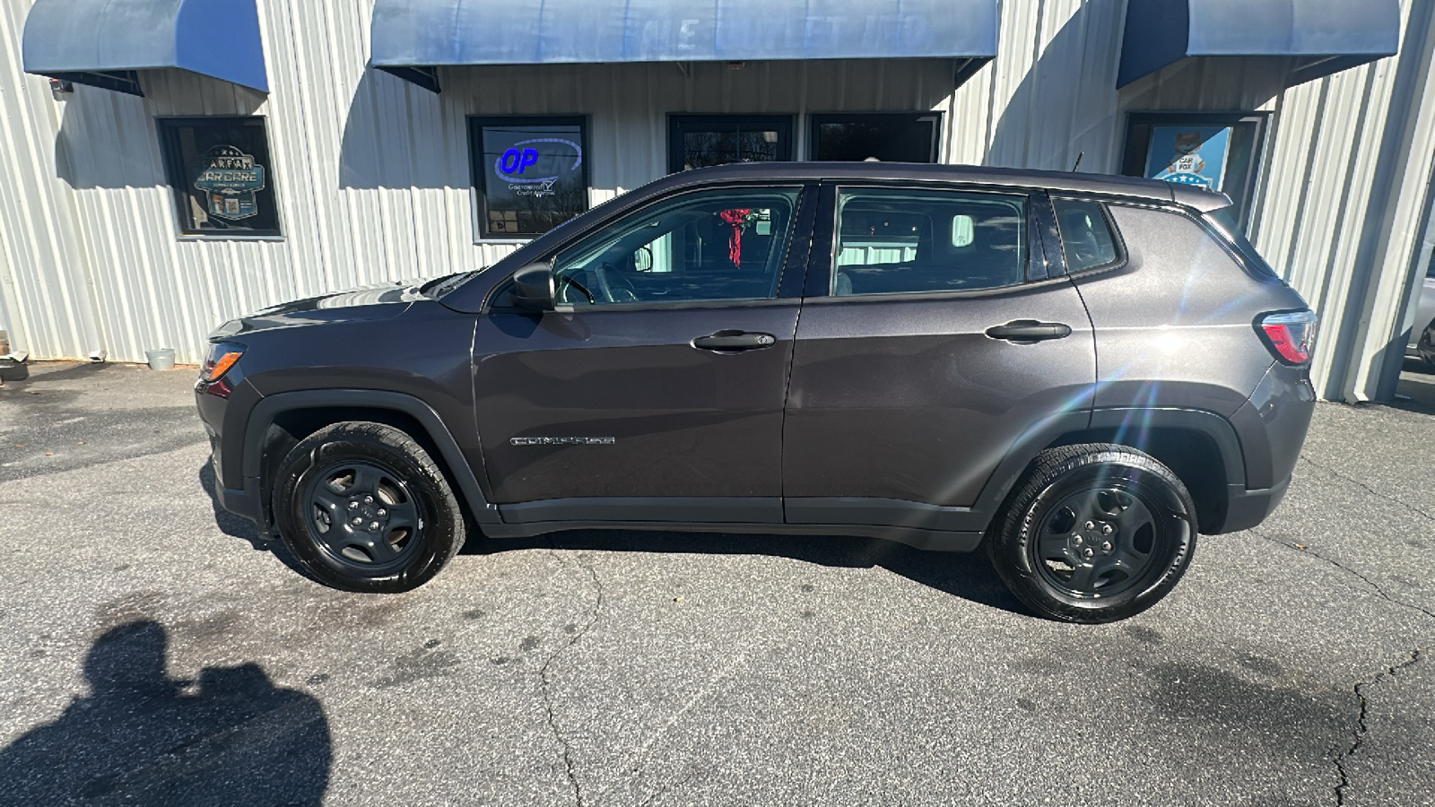 2019 Jeep Compass Sport 1