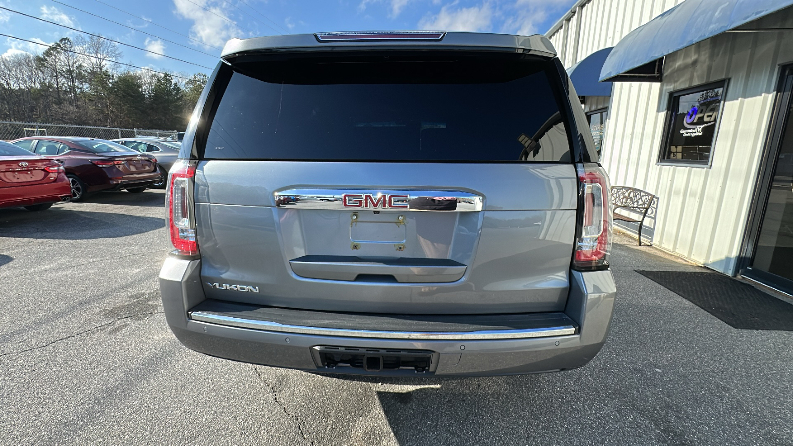 2018 GMC Yukon Denali 6