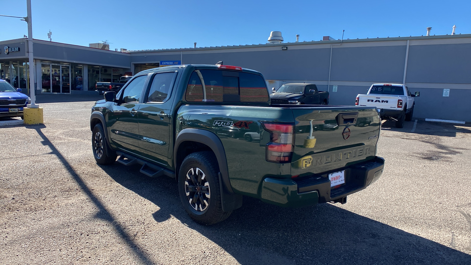 2023 Nissan Frontier Crew Cab 4x4 PRO-4X Auto *Ltd Avail* 4