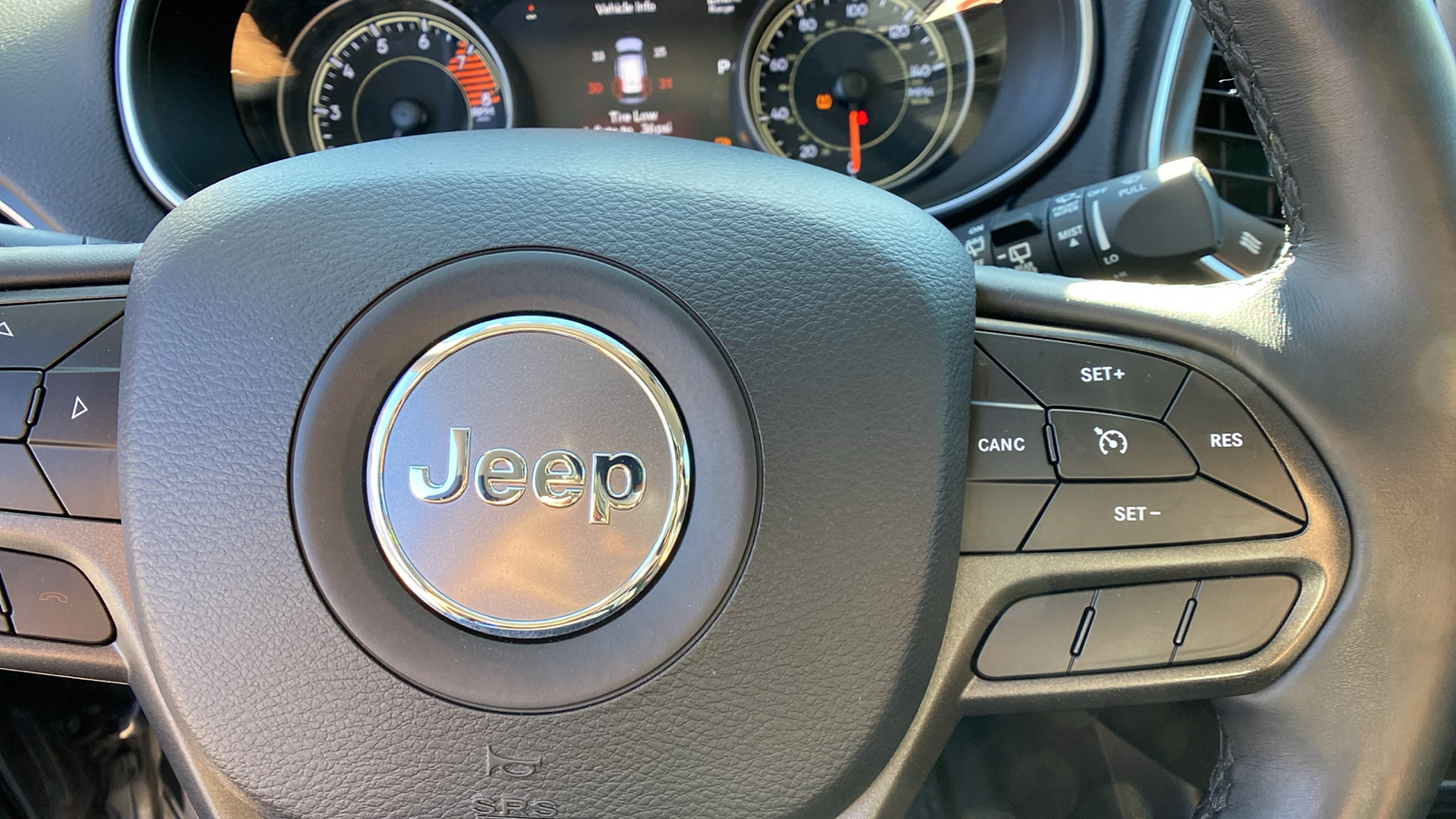 2019 Jeep Cherokee Trailhawk 4x4 24