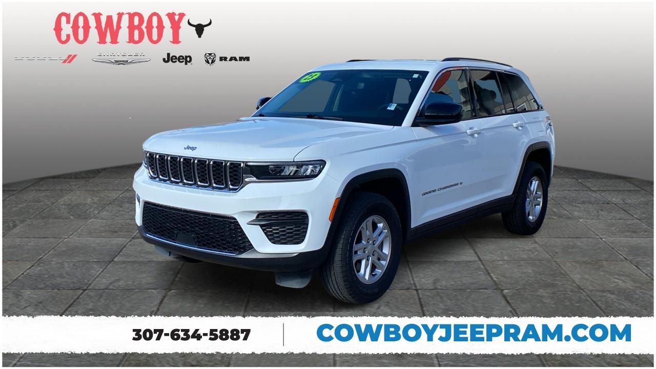 2023 Jeep Grand Cherokee Laredo 4x4 1