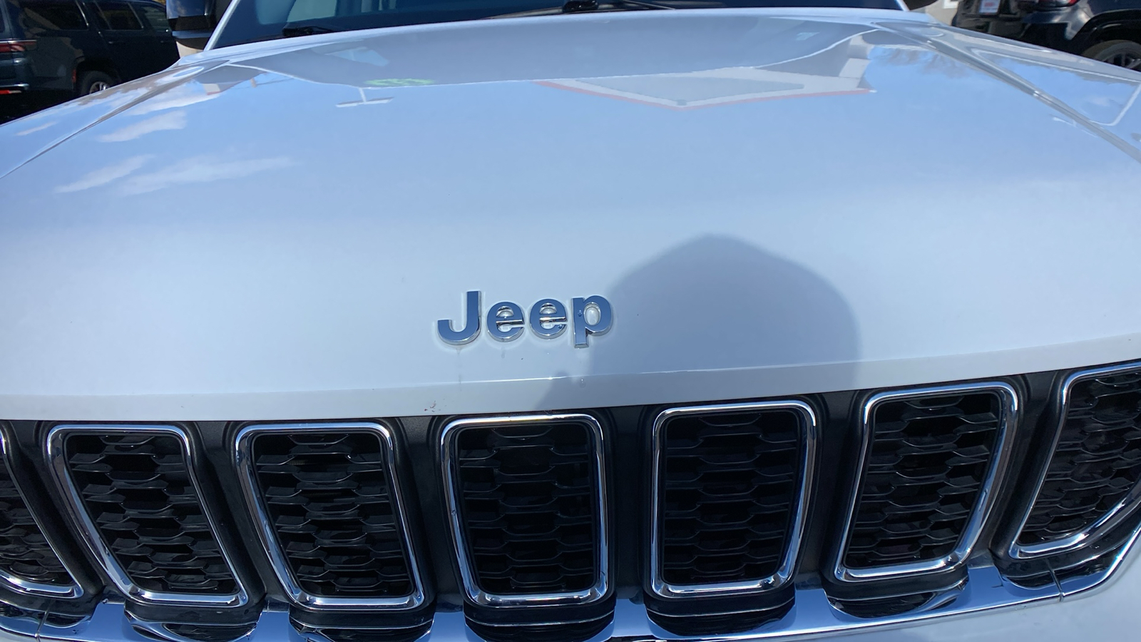 2023 Jeep Grand Cherokee Laredo 4x4 10